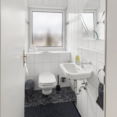 Helle Und Geräumige Für Bis Sechs Personen Apartment *